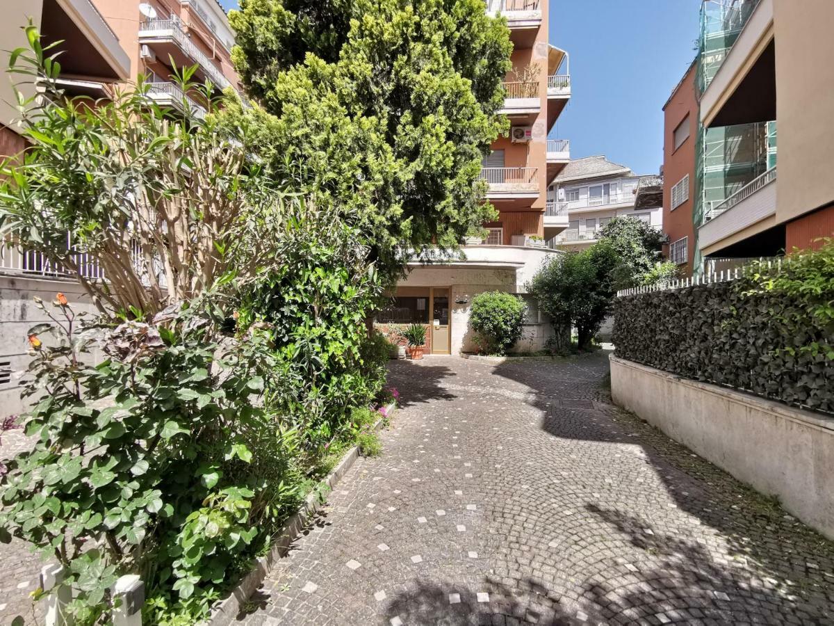 Cozy San Pietro Lägenhet Rom Exteriör bild